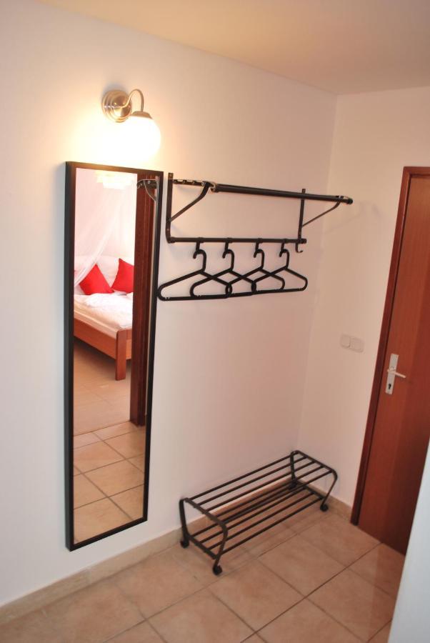 Apartments Maria Πόρετς Εξωτερικό φωτογραφία