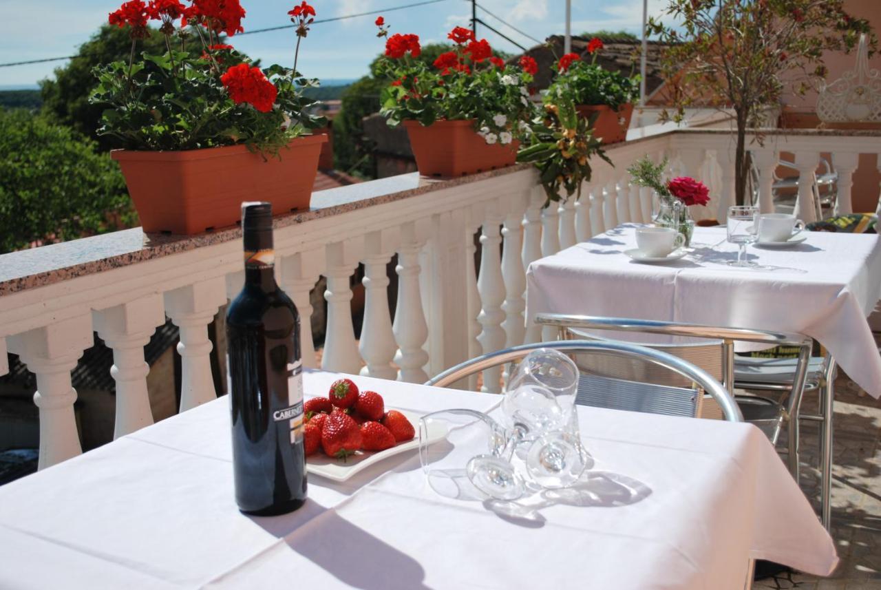 Apartments Maria Πόρετς Εξωτερικό φωτογραφία