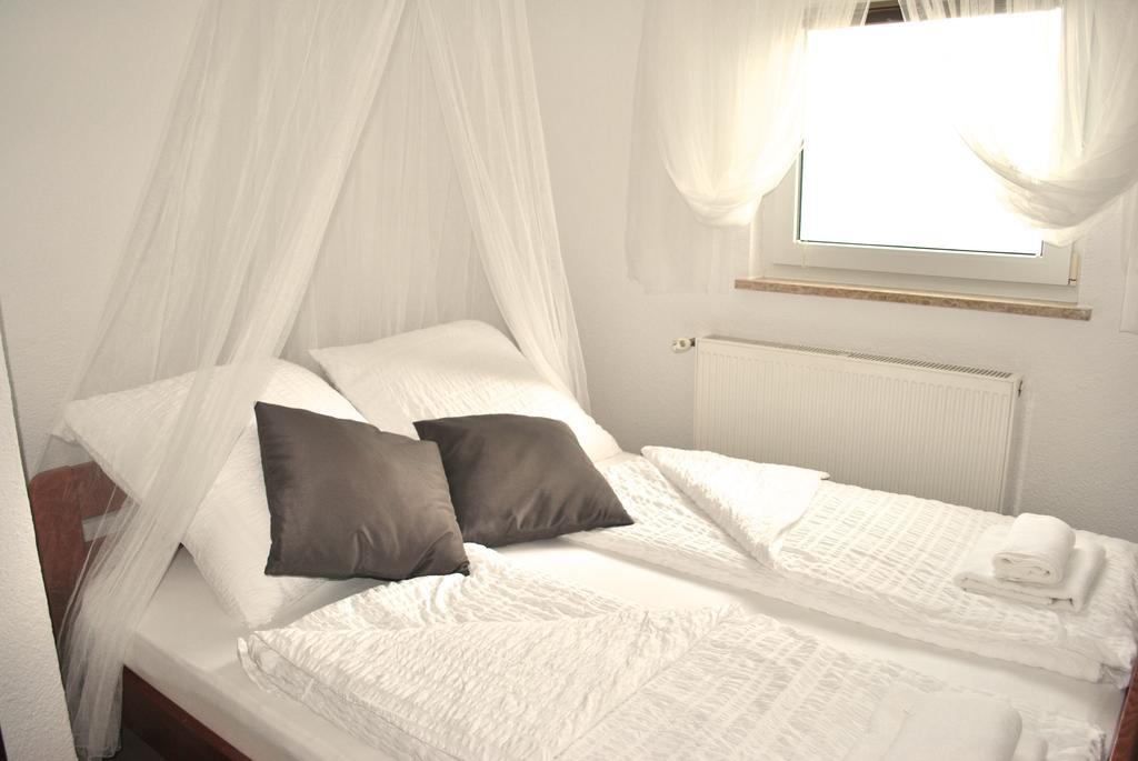 Apartments Maria Πόρετς Δωμάτιο φωτογραφία